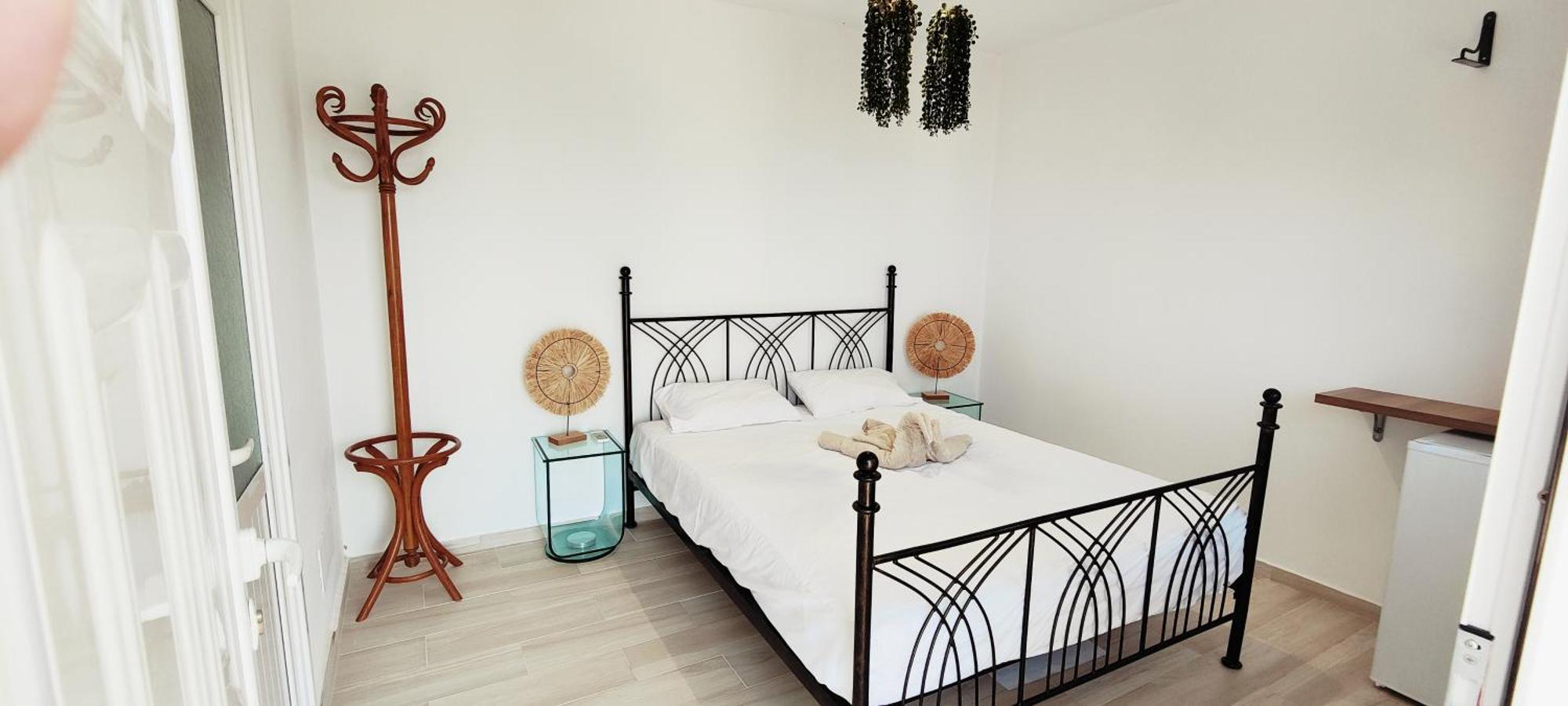 Villa Tato: Horizon Haven With Panoramic Sea Views In Himare. Eksteriør billede